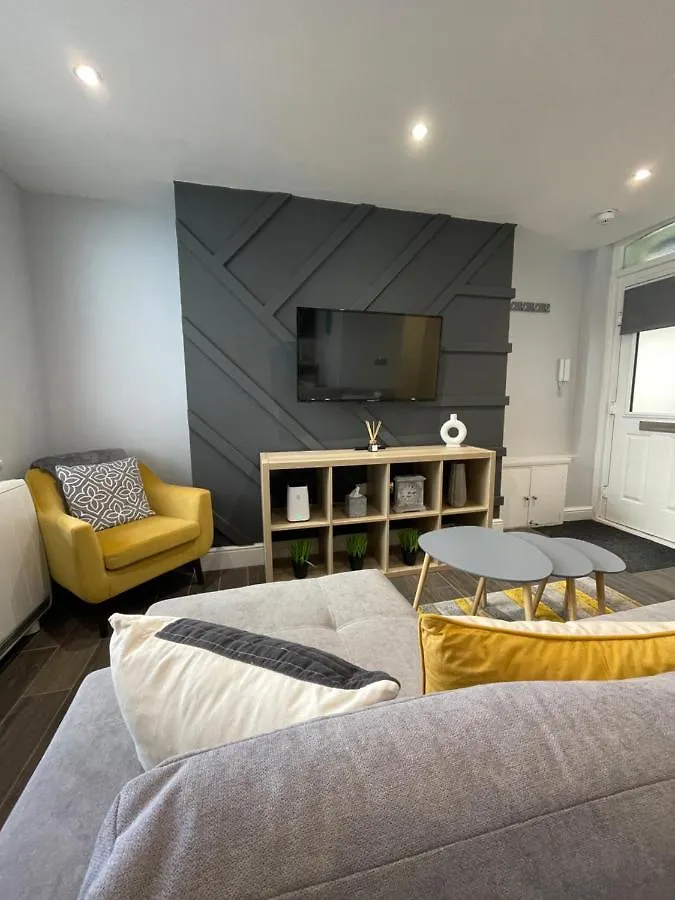 Daire Clock Tower Suite - Central - Near Sea And Shops Brighton