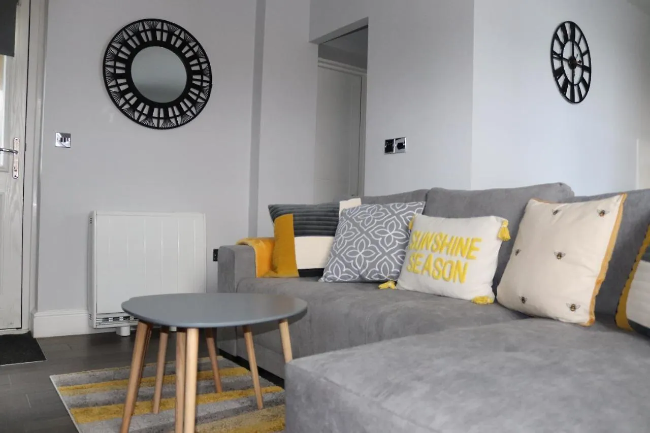 Daire Clock Tower Suite - Central - Near Sea And Shops Brighton